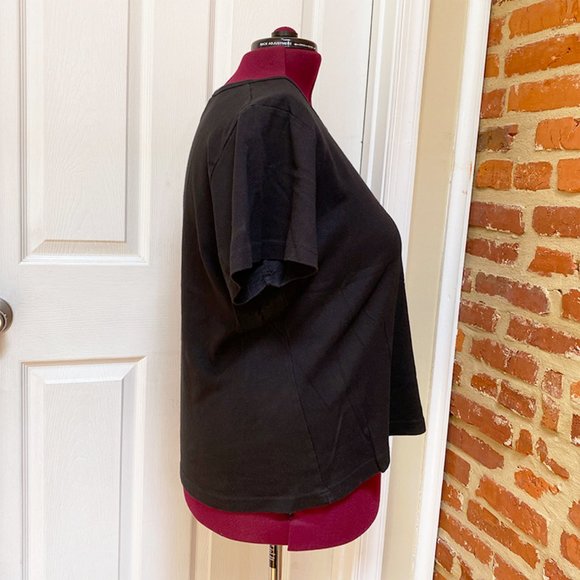 Lucky 13 Black Short Sleeve Tee with Rockabilly Style Pink Flaming Hearts Logo - Picture 2 of 4